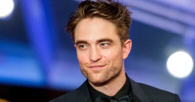 Robert Pattinson