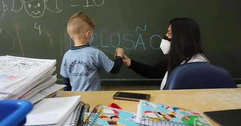 Denúncia: A falta de inclusão nas escolas em São Paulo