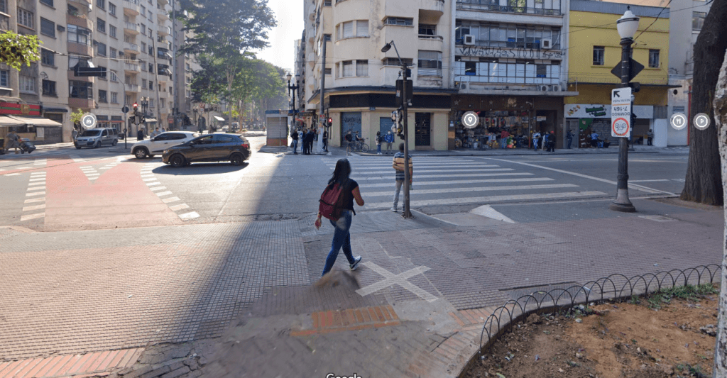A tentativa de assalto frustrada inicia neste local
