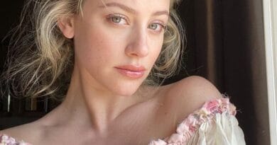 Lili Reinhart