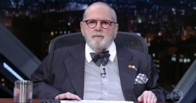 Morreu hoje o humorista Jô Soares