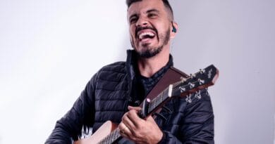 O cantor gospel Stéfanno Dias. Foto: Divulgação/Nova Fase Music.