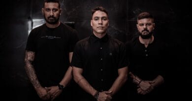 Igor Rodrigues, Fabricio Marins e Pablo Damázio, integrantes da Banda Zeronove. Foto: Peterson Almeida.