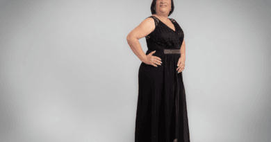 A cantora Thyna Ramos. Foto: Divulgação.