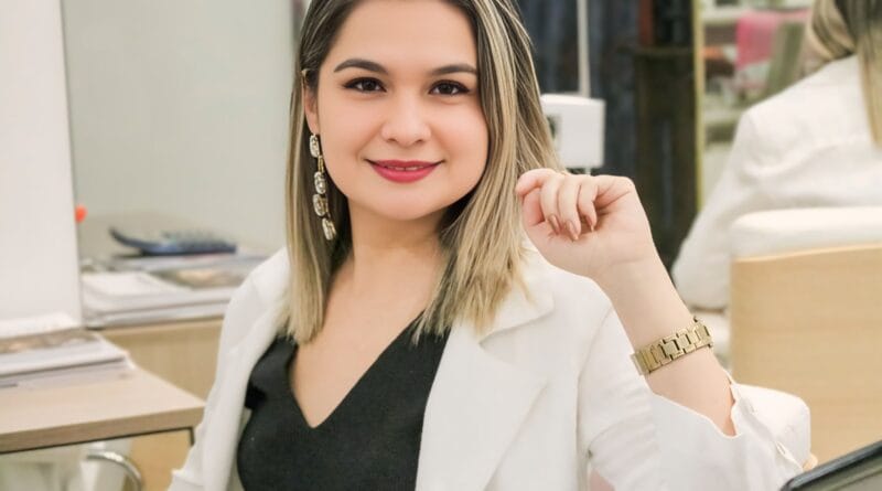 A mentora Mércia Araújo. Foto: Daniel Portela.