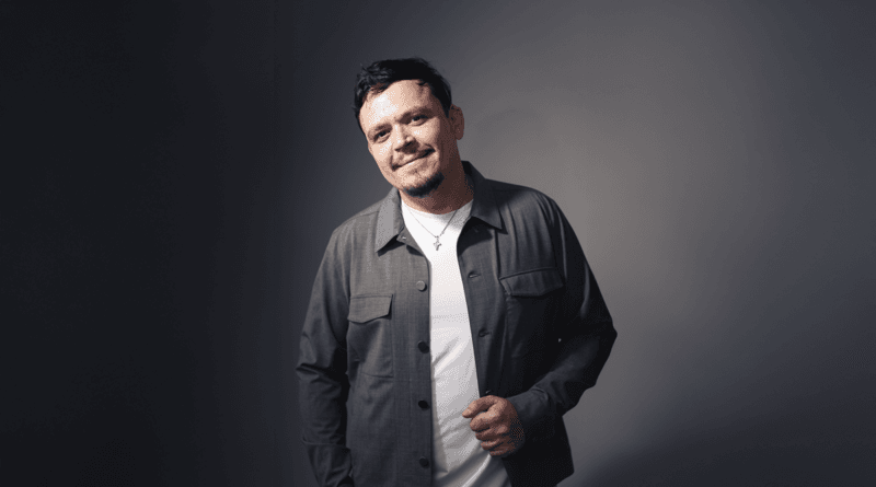 O cantor Dadai. Foto Ramon Vasconcelos.