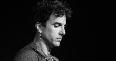 O cantor Danilo Fiani. Foto: Annamaria de Caroli.