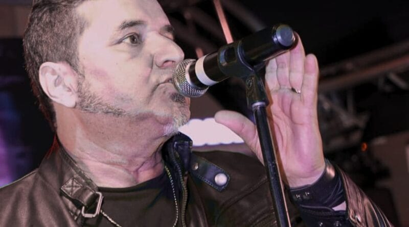 O cantor Jota T. Foto: Divulgação.