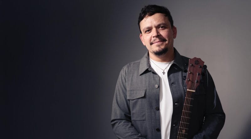 O cantor gospel Dadai. Foto: Divulgação.