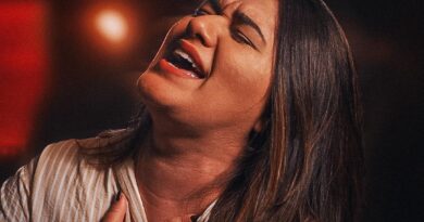 A cantora gospel Larissa Martins. Foto: Divulgação.