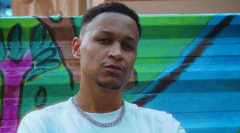 O cantor 2metro. Foto: Divulgação.