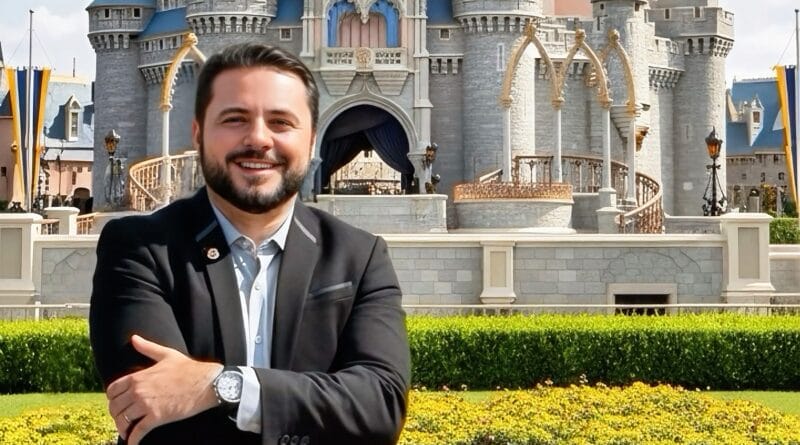 O especialista em Cultura Disney, Daniel Donato. Foto: Divulgação.