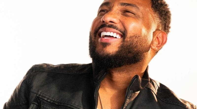 O cantor e compositor mineiro Eli Soares. Foto: Divulgação.