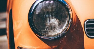 Estrada segura: em vigor desde janeiro, atualização da Lei do Farol tornou a fiscalização rigorosa e é preciso ficar de olho na manutenção Estrada segura: em vigor desde janeiro, atualização da Lei do Farol tornou a fiscalização rigorosa e é preciso ficar de olho na manutenção