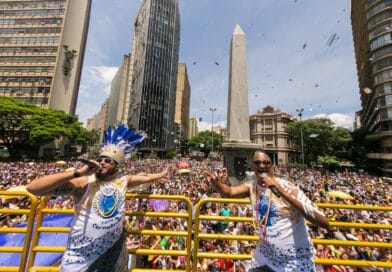 Baianas Ozadas promove show beneficente no feriado em BH 