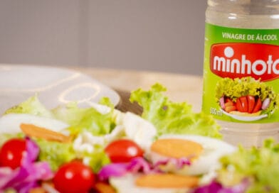 Verão no prato: tempo de colheita e saladas refrescantes