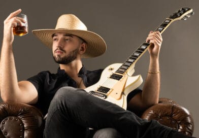 “Raul Martins voa alto com ‘Tattoo de Borboleta’: hit independente conquista o país”