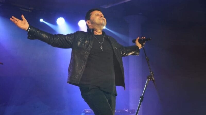 O cantor Jota T. Foto: Divulgação.