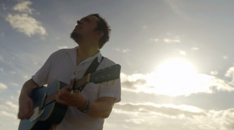 O cantor gospel Dadai. Foto: Divulgação.