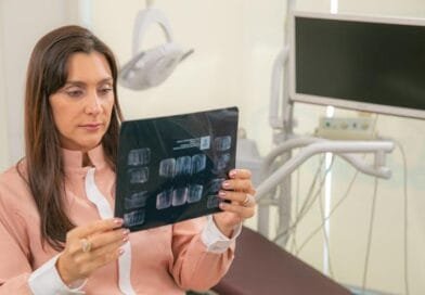 Brasil terá mais idosos que crianças em 2030 este aumento da longevidade impulsiona a busca por dentista em casa