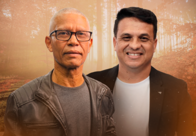 Os cantores Roberto Dom e Claudinho Maciel. Foto: Divulgação.