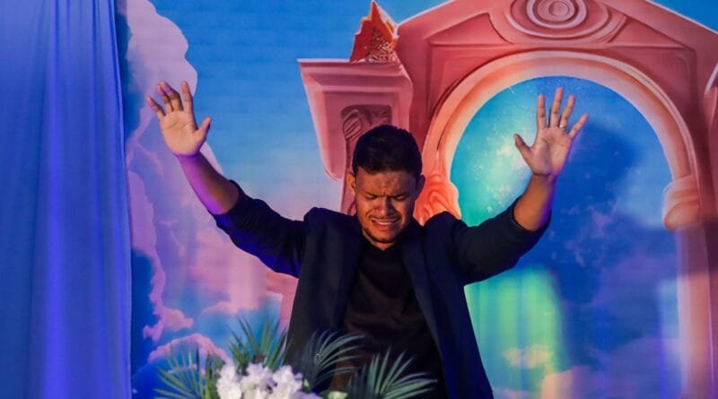 O cantor gospel Leandro Dias. Foto: Divulgação.
