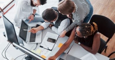 Sucessão em empresas familiares mineiras: planejamento começa antes da aposentadoria Sucessão em empresas familiares mineiras: planejamento começa antes da aposentadoria