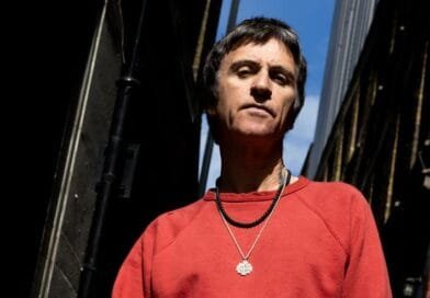 Johnny Marr lança nova música “Ophelia”