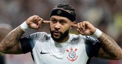 Como o movimento #FicaMemphis transformou a renovação de jogador em crise de gestão no Corinthians Como o movimento #FicaMemphis transformou a renovação de jogador em crise de gestão no Corinthians