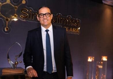 Sindquímica-CE celebra 40 anos com homenagem na Alece