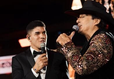 Vicente Nery lança “Tortura de Amor” com Zé Vaqueiro e fortalece sucesso do projeto “Cabaré do VN”