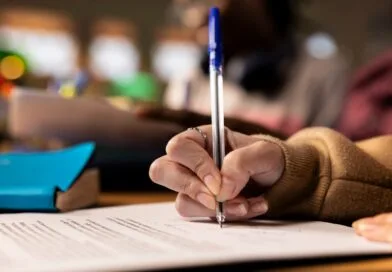 Enamed: reta final terá revisão gratuita, lives e IA para conferir resultados