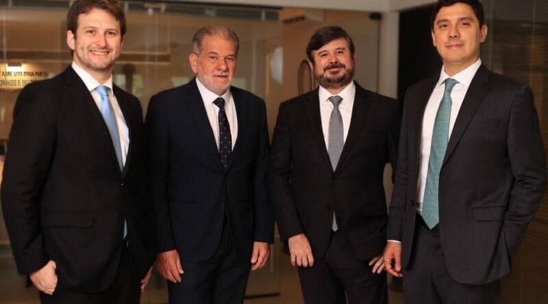 Tiago Cisneiros, Luiz Mário Moutinho, João Loyo e Cristiano Luzes