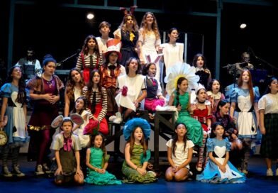 “Alice, Um Musical” estreia no Teatro Nathalia Timberg com música, humor e fantasia
