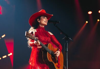 Paula Fernandes apresenta nova turnê “30 & Poucos Anos” em Belo Horizonte