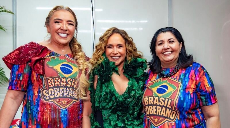 Sindiute celebra 35 anos com Daniella Mercury, Taty Girl e Erika Hilton em festa que reúne multidão em Fortaleza