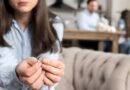 O casamento acabou. Por que algumas famílias continuam vivendo o divórcio anos depois?