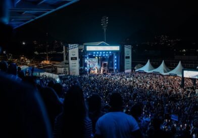 “Samba Que Me Faz Feliz” levou a Feijoada da Portela ao Jockey Club Brasileiro