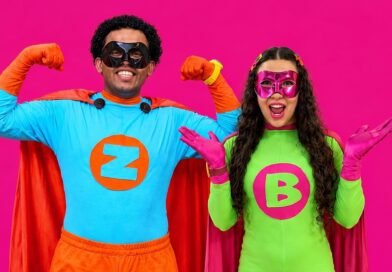 ZÉZIIN e Beatriz Borgueti criam jogo eletrônico para ampliar a experiência de “GAME OVER” e conectam música à cultura gamer