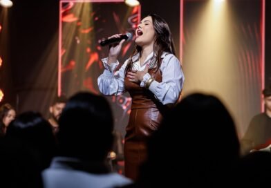 Ingrid Santiago lança “Cuida Deus” pela Todah Experience e defende a família como projeto de Deus
